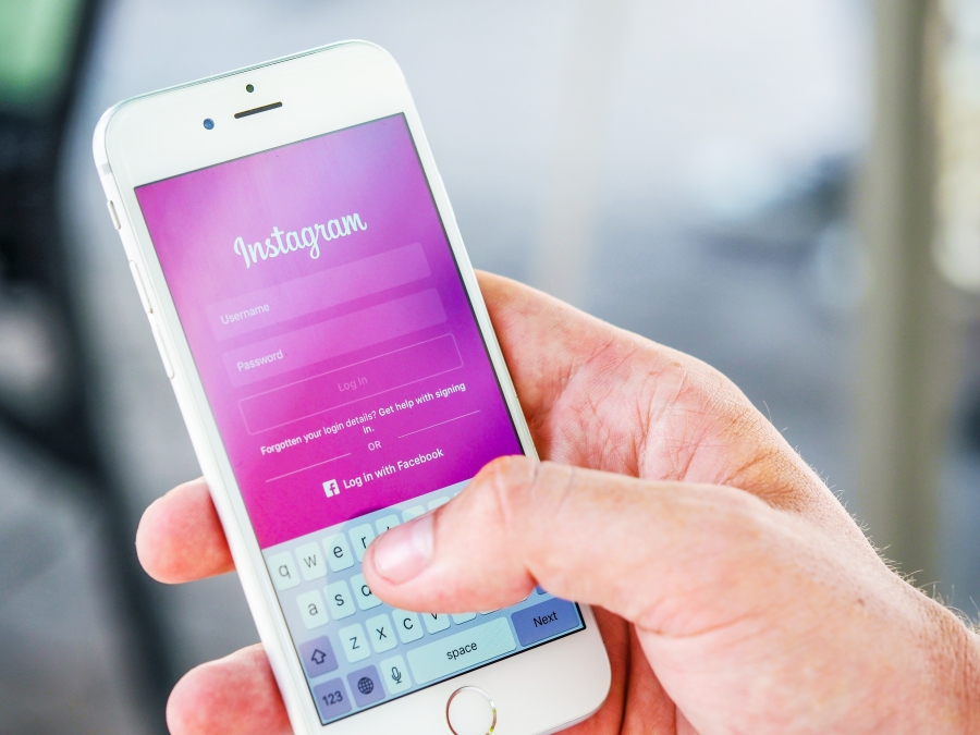 Tips and Tricks for Using Instagram in Your Job Search