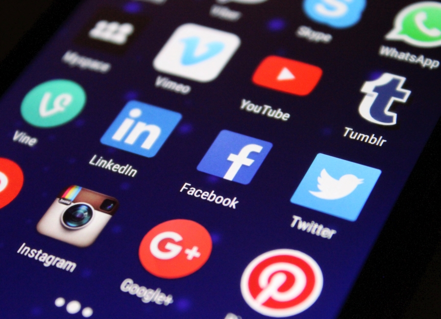 Tips and Tricks for Using Social Media in Your Job Search