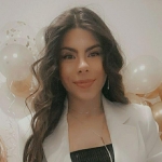  Adelaida O.